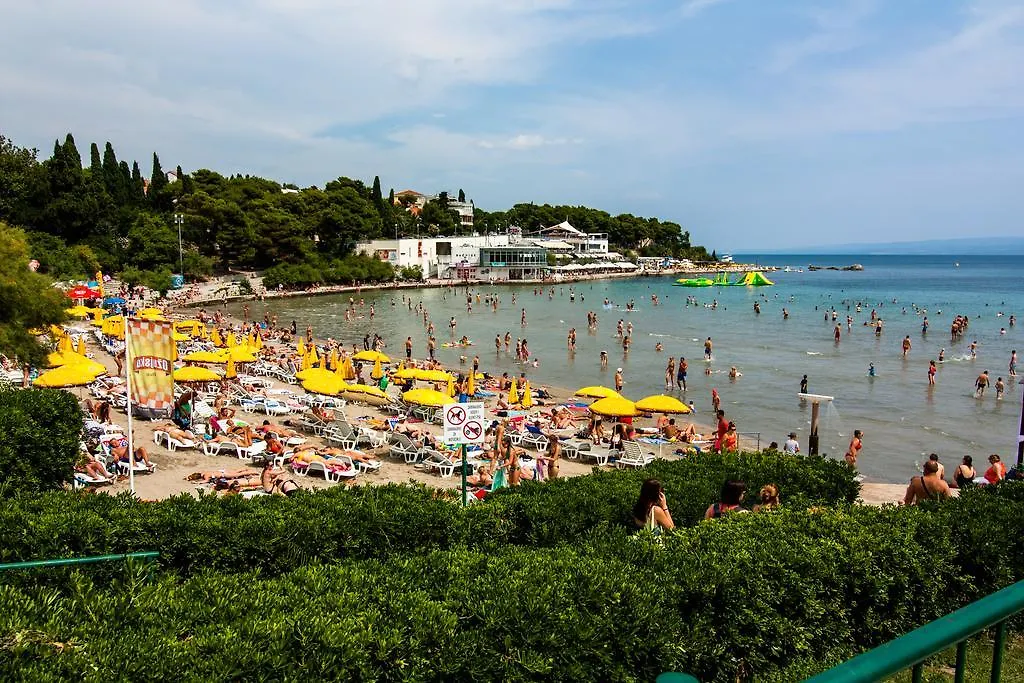 Apartment Firule Sandy Beach Split