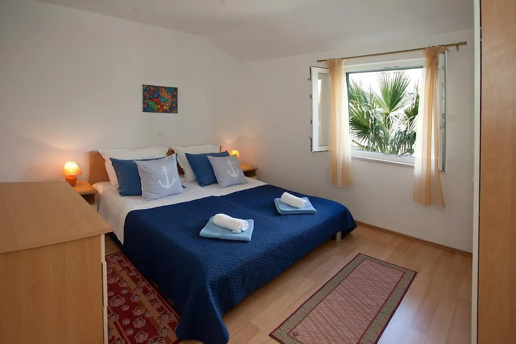 Apartment Firule Sandy Beach Split